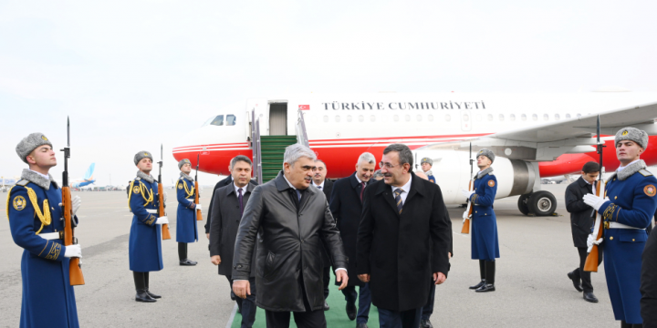 Turkish Vice President Cevdet Yılmaz arrives in Azerbaijan