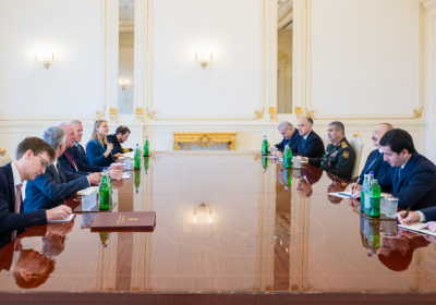 Prezident İlham Əliyev Birləşmiş Krallığın müdafiə üzrə dövlət nazirini qəbul edib