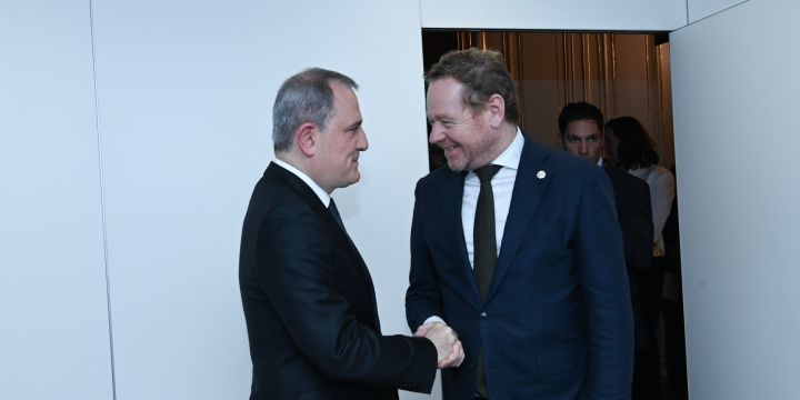 Azərbaycan və Niderland arasında ikitərəfli əlaqələr müzakirə edilib