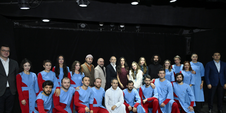 Heydər Əliyev Fondunun vitse-prezidenti Leyla Əliyeva və Alena Əliyeva “Romeo və Cülyetta” tamaşasını izləyiblər