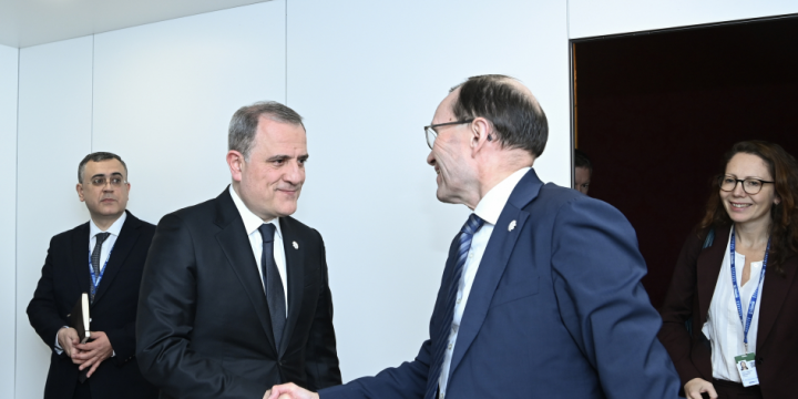 Azerbaijan’s Foreign Minister meets with his Norwegian counterpart