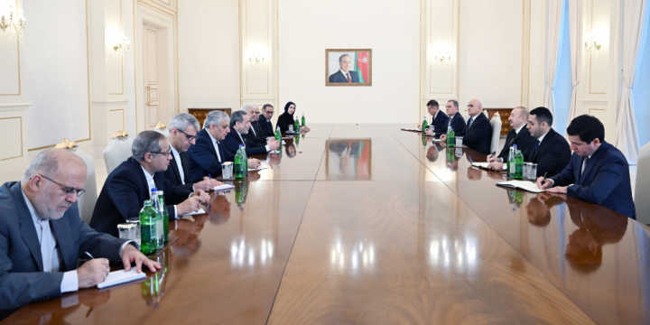 Prezident İlham Əliyev İranın xarici işlər nazirinin rəhbərlik etdiyi nümayəndə heyətini qəbul edib