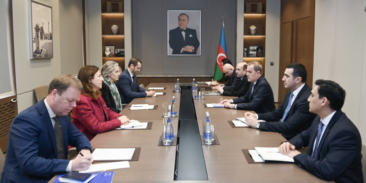 Azərbaycan-Aİ əməkdaşlığının cari vəziyyəti müzakirə edilib