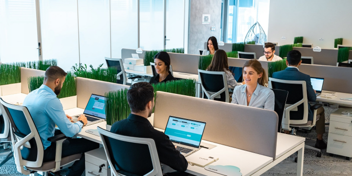 Ailə vəzifələrinə görə işçilər arasında ayrı-seçkiliyə yol vermək qadağan edilib