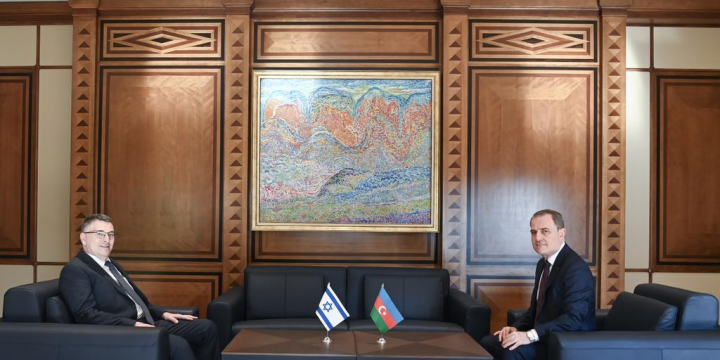 Ceyhun Bayramov ilə israilli həmkarı arasında təkbətək görüş keçirilir