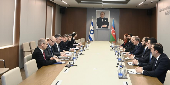 Azərbaycan və İsrail xarici işlər nazirləri arasında geniştərkibli görüş keçirilib
