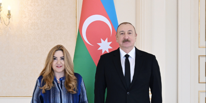 Prezident İlham Əliyev Yunanıstanın ölkəmizdə yeni təyin olunmuş səfirinin etimadnaməsini qəbul edib