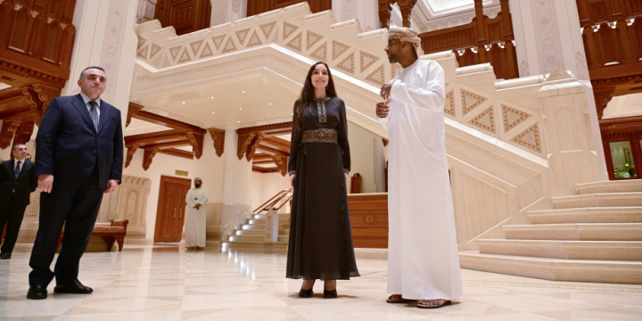 Heydər Əliyev Fondunun vitse-prezidenti Leyla Əliyeva Maskatda Sultan Opera Evində olub