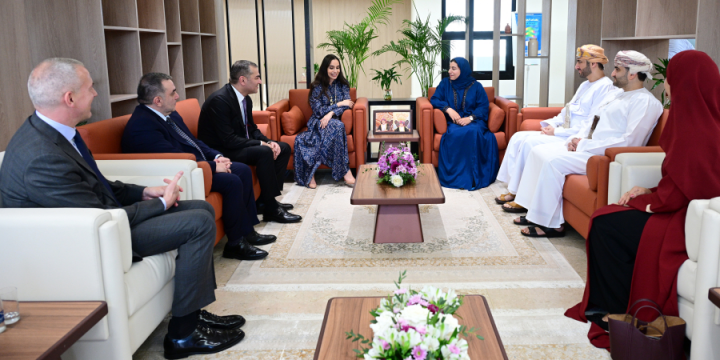 Leyla Aliyeva meets with Chairperson of Small and Medium Enterprises Development Authority of Oman in Muscat