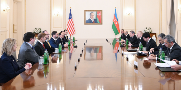 Prezident İlham Əliyevin ABŞ-nin Vitse-prezidenti ilə geniş tərkibdə görüşü olub