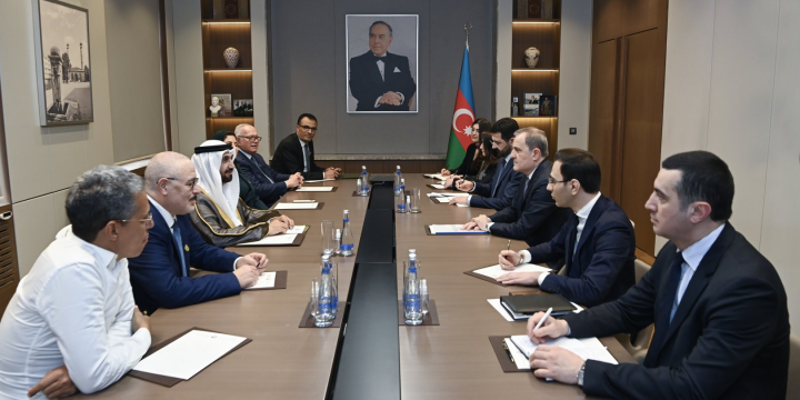 Yaxın Şərq və bölgəmizdə regional təhlükəsizlik vəziyyəti müzakirə edilib