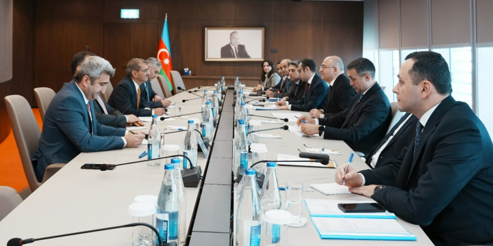 Azərbaycan Asiya İnkişaf Bankı ilə əməkdaşlığın genişləndirilməsini müzakirə edib