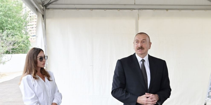 Prezident İlham Əliyev və Birinci xanım Mehriban Əliyeva Xocalının Xanabad kəndində görülmüş işlərlə tanış olublar