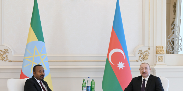 Prezident İlham Əliyevin Efiopiyanın Baş naziri ilə təkbətək görüşü olub