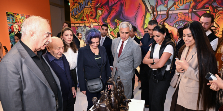 British and Australian sculptors’ “Superheroes of Wildlife” exhibition opens at Heydar Aliyev Center