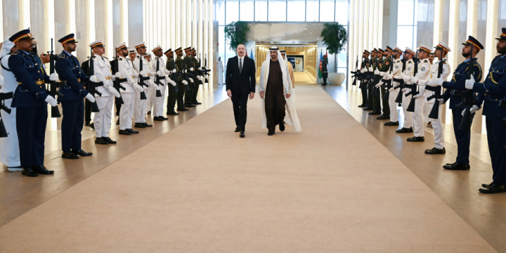 Prezident İlham Əliyev Birləşmiş Ərəb Əmirliklərinə səfər edib