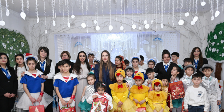 Heydər Əliyev Fondunun vitse-prezidenti Leyla Əliyeva və Alena Əliyeva Gəncədə uşaq evində olublar