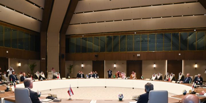 Ceyhun Bayramov Ər-Riyadda nazirlərin məsləhətləşmə görüşündə Naxçıvana dron hücumu barədə məlumat verib