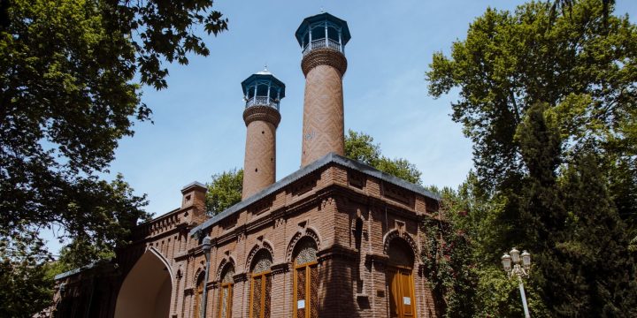 Gəncədə yerləşən Cümə məscidinin təmiri üçün vəsait ayrılıb