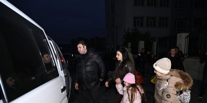 Xocavəndə və Xocalı rayonunun Xanabad kəndinə növbəti köç karvanları yola salınıb