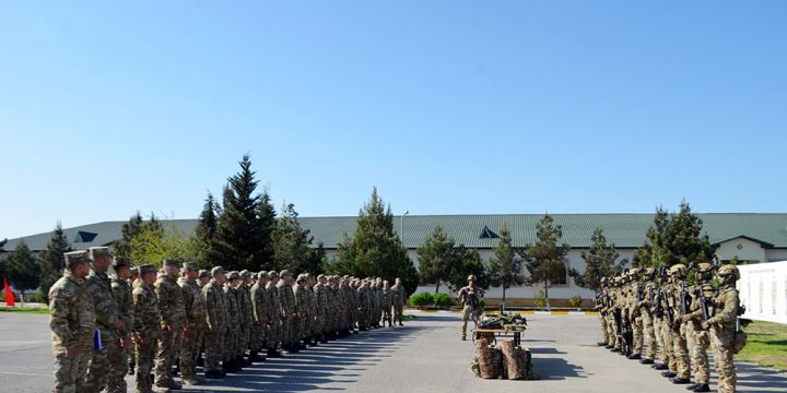Hərbi vəzifəlilərin təlim toplanışı başlayıb