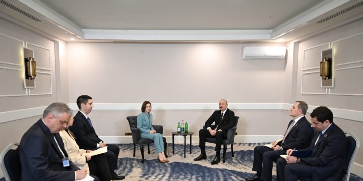 Prezident İlham Əliyevin Antalyada Moldova Prezidenti ilə görüşü olub
