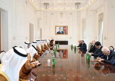 Prezident İlham Əliyev Birləşmiş Ərəb Əmirliklərinin nümayəndə heyətini qəbul edib