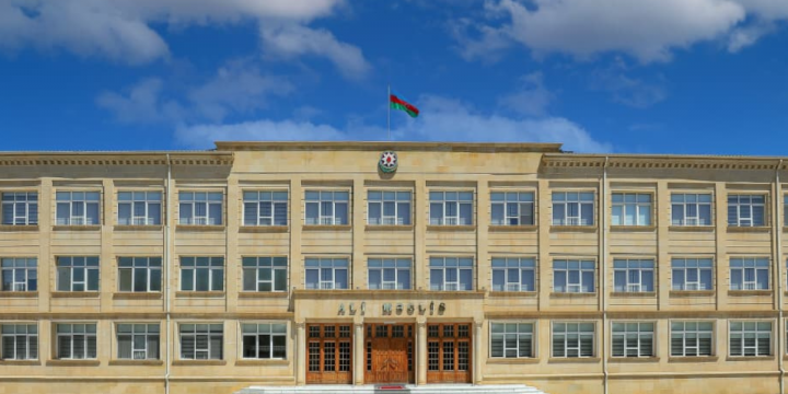 Ali Məclis deputatının büdcədən maliyyələşən köməkçisi olacaq