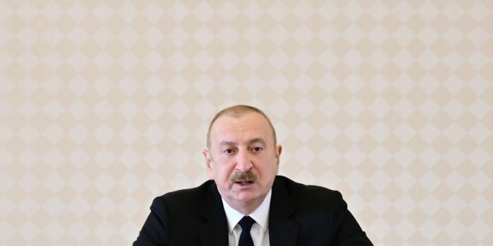Prezident İlham Əliyev: “Son vaxtlar kənd təsərrüfatı istehsalında dinamika məni qane etmir”