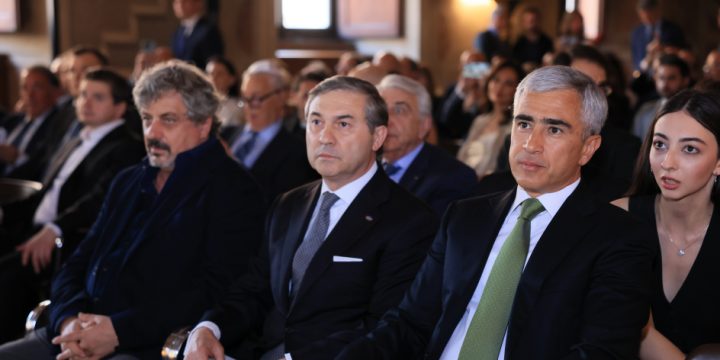 Vatikanda Heydər Əliyev Fondu ilə birgə layihələrin təqdimatına həsr olunan tədbir keçirilib