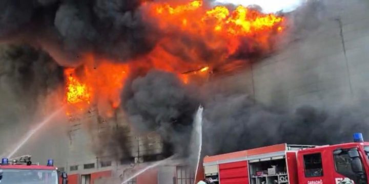 Lökbatandakı yanğının söndürülməsinə 40 texnika, 2 helikopter cəlb olunub