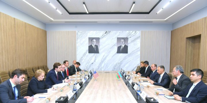 Azərbaycan və ABŞ Zəngəzur dəhlizini müzakirə etdi
